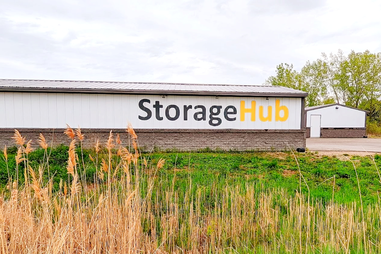 Storagehub Sign Edited