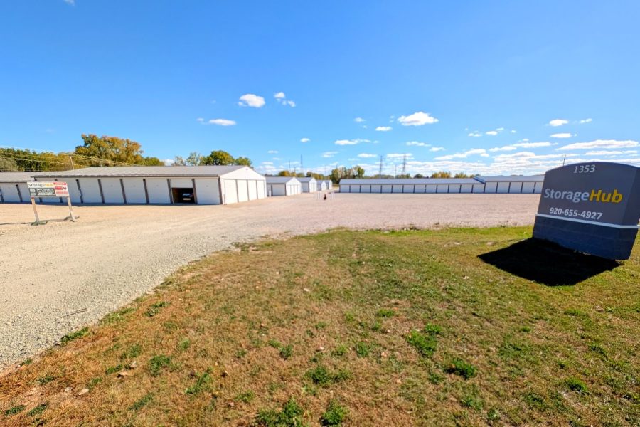 Storage Hub Green Bay Facility3