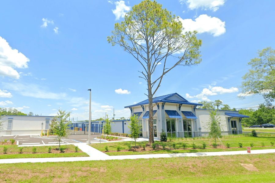 Lockhart Land O’ Lakes