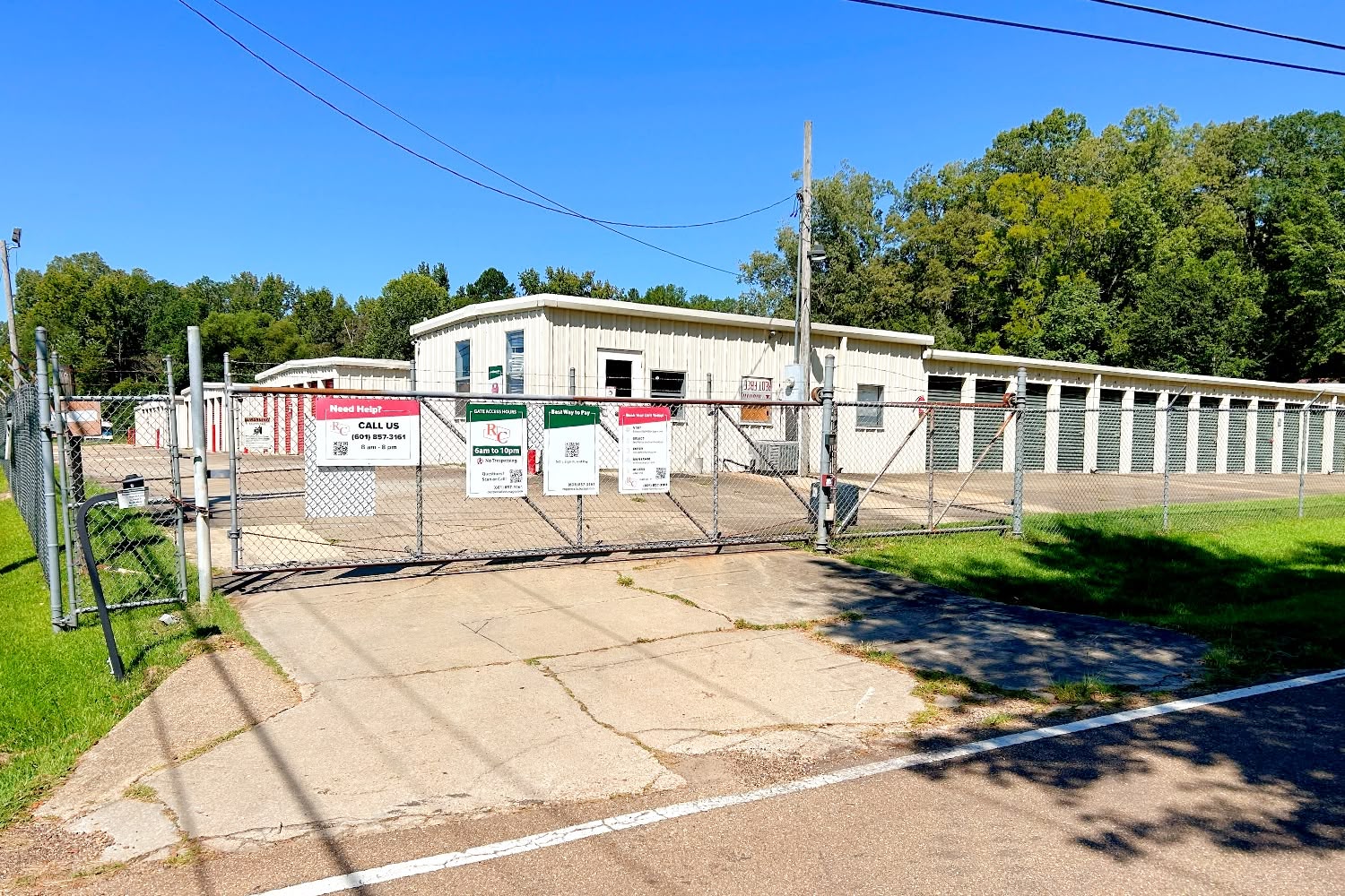 Raymond Clinton Mini Storage7