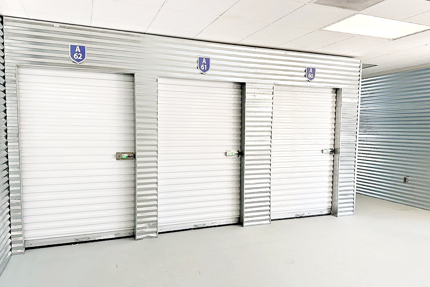 Indoor Storage Media (1)