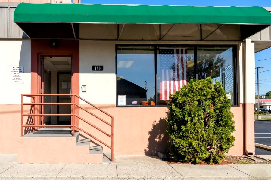 Lindenhurst Self Storage Aie 3